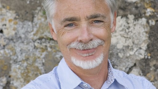 Eoin Colfer head and shoulders