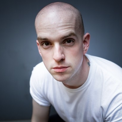 Head shot of Andrew McMillan