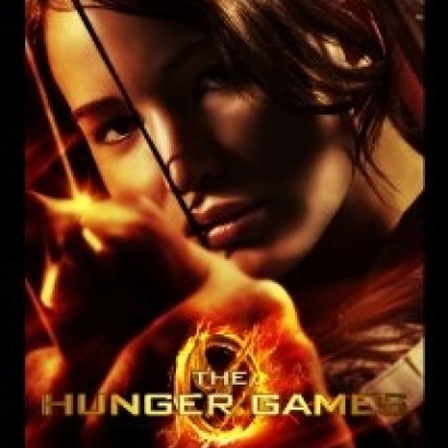 Film Poster for The Hunger Games featuring Katniss Everdine firing an arrow